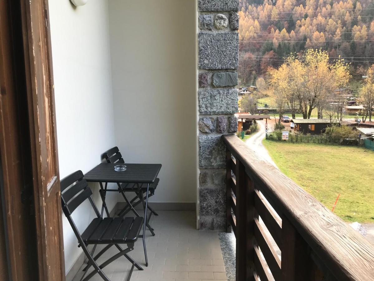 Ostello Casa Corti Валбондионе Екстериор снимка